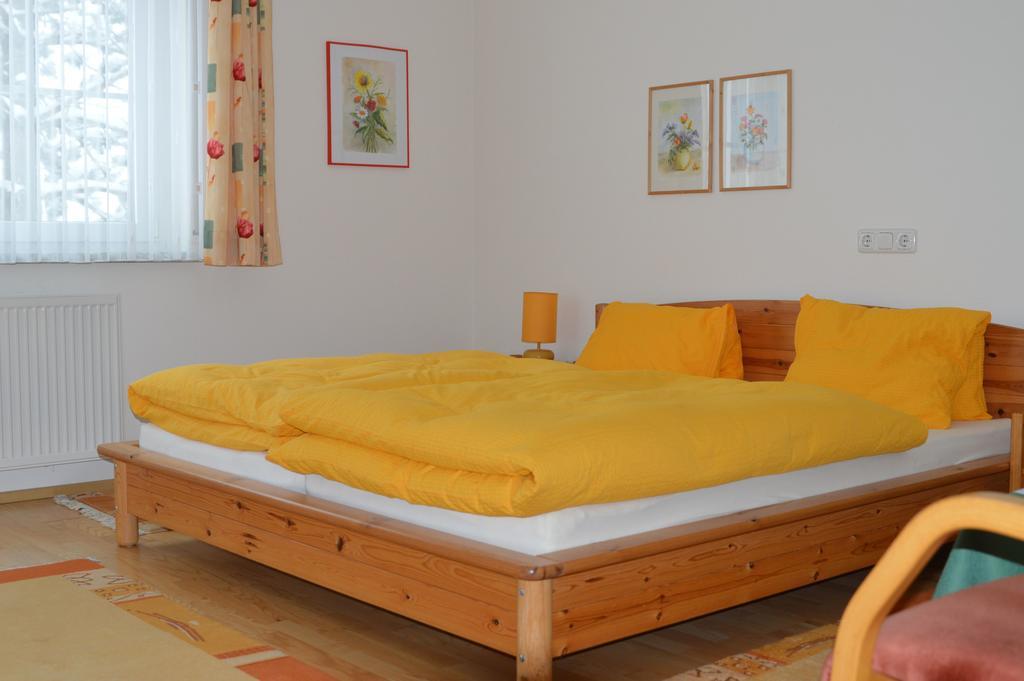 Haus Margit Apartment Schlierbach Exterior photo